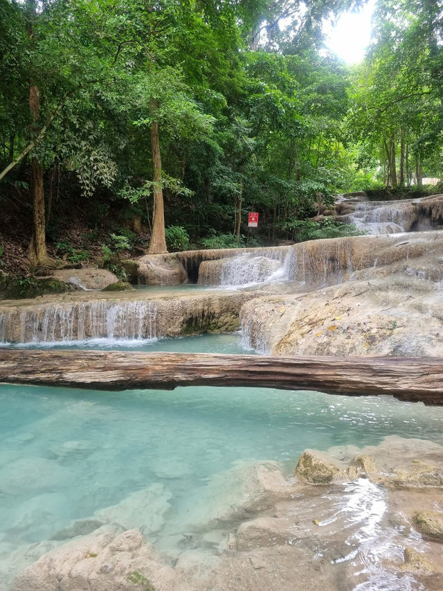 อุทยานแห่งชาติน้ำตกเอราวัณ