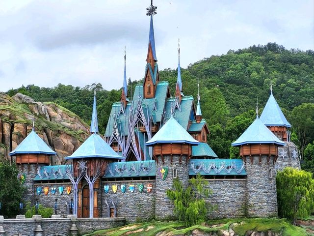 Sweet Treats and Magical Keepsakes in Arendelle