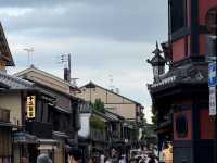 Uncovering Kyoto's Hidden Alleys: A Half-Day City Walk! 🚶‍♀️🏮