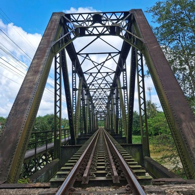 สะพานแห่งประวัติศาสตร์ที่จังหวัดชุมพร