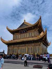 Mount Emei in Sichuan, Monks Mist and Mountain Magic