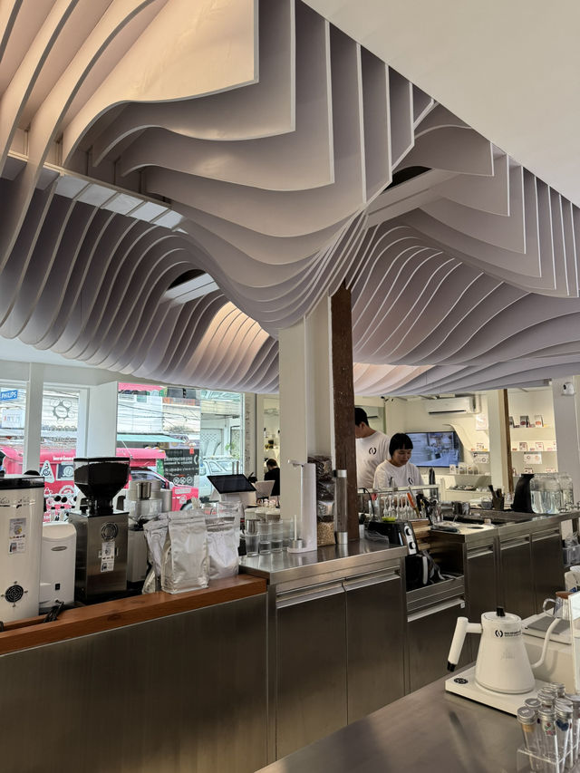 ☕️ กระทรวงการคั่ว เชียงใหม่ – สายกาแฟตัวจริงต้องมา ☕️ กระทรวงการคั่ว เชียงใหม่ – สายกาแฟตัวจริงต้องมา