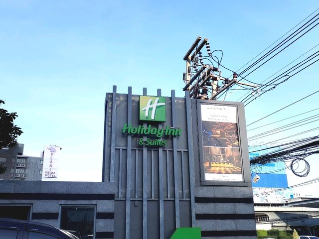 Holiday Inn & Suites Rayong Holiday Inn & Suites Rayong