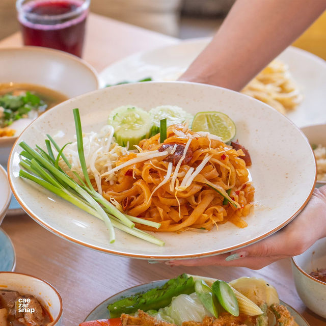 บุฟเฟ่ต์มื้อกลางวันสุดคุ้ม โรงแรมใจกลางเมืองระยอง บุฟเฟ่ต์มื้อกลางวันสุดคุ้ม โรงแรมใจกลางเมืองระยอง
