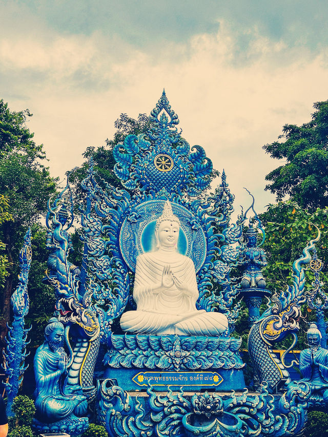 The Rong Suea Ten Temple, museum 