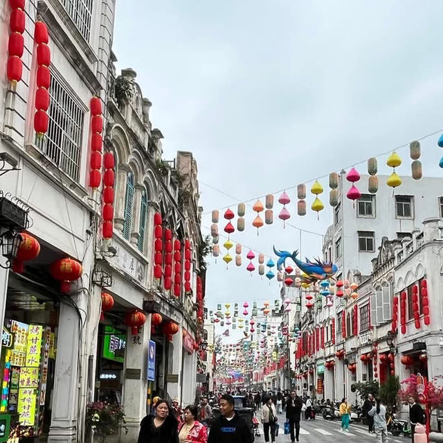 🏛️ Haikou Qilou — Strolling Through Hainan’s Historic Arcades