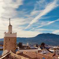 💙🏰 Solo Azure Dream: Chefchaouen – Morocco’s Blue Pearl 