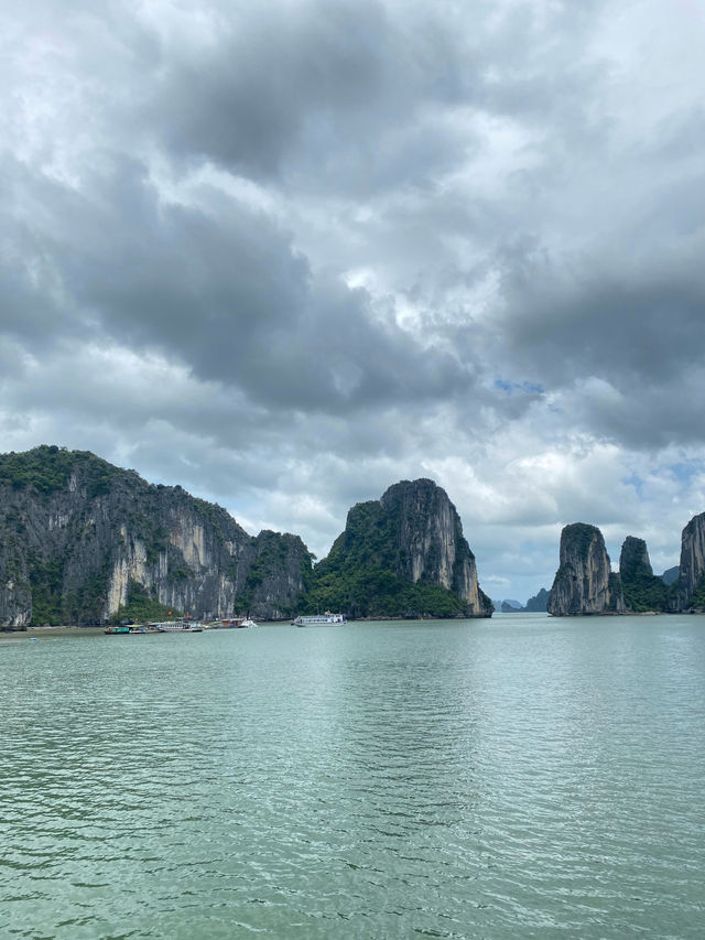 Vịnh Hạ Long - kiệt tác thiên nhiên 