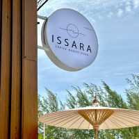 📍 ISSARA cafe & chill 💛🌊