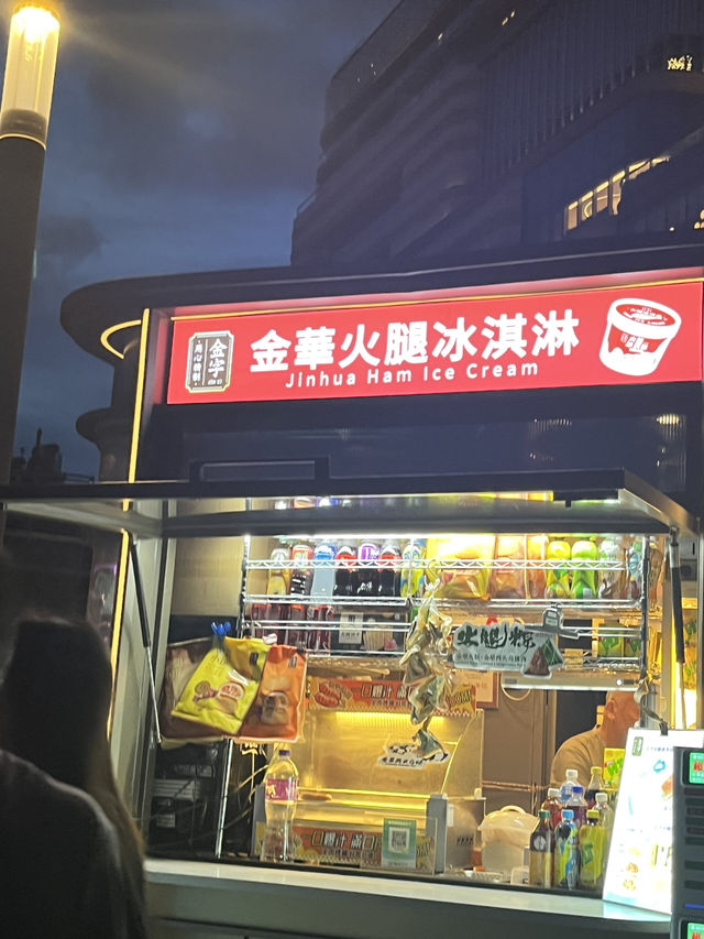 🇭🇰老香港風情，街巷影相打卡  