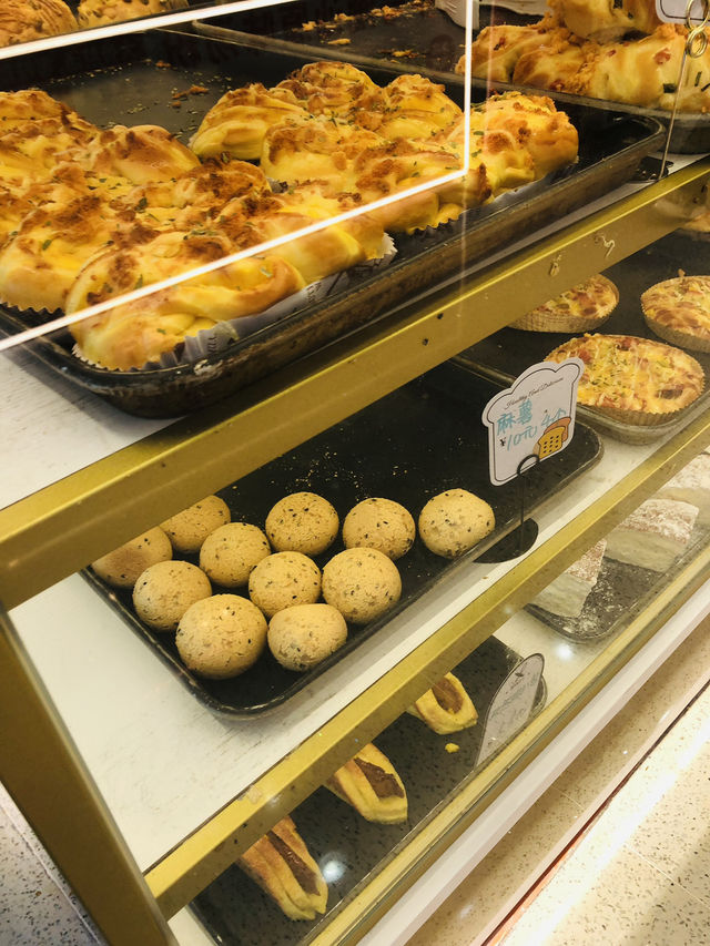 香噴噴熱烘烘的麵包🥖 香噴噴熱烘烘的麵包🥖