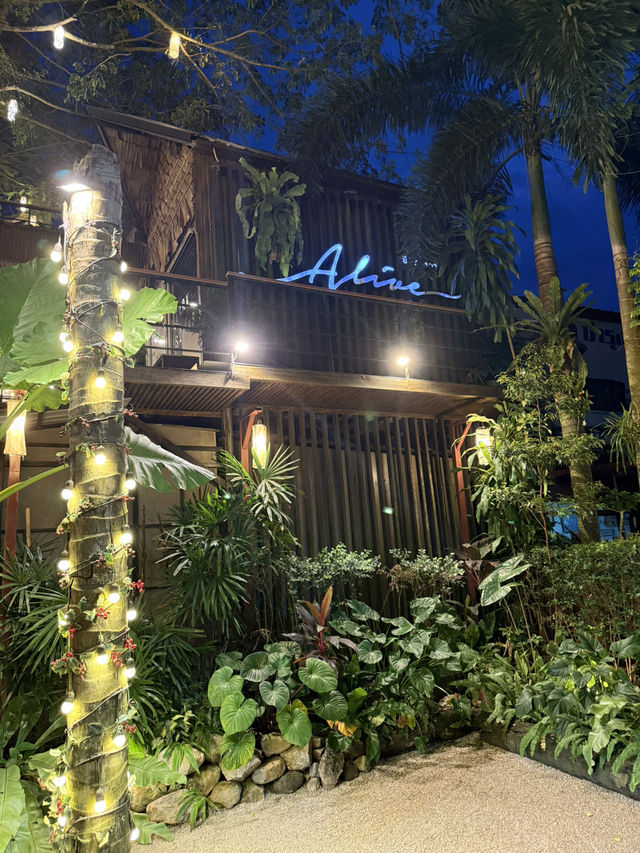 (Alive Thai Restaurant) in Hat Yai, Southern Thailand