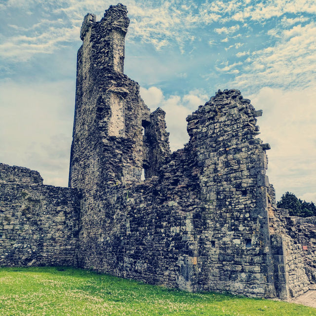 Stone and Silence: A Solo Wander Through Coity Castle