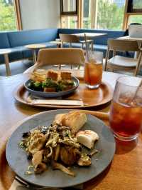 ☕ Style & Flavor at BLUE SIX COFFEE in Meiji Park