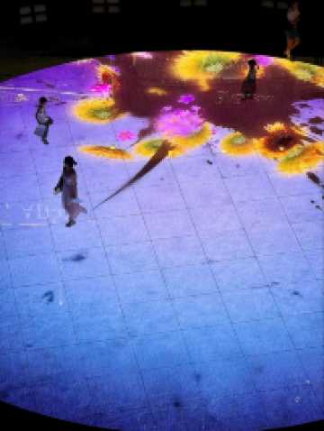 “Crystal Dream Galaxy at Marina Bay Sands”