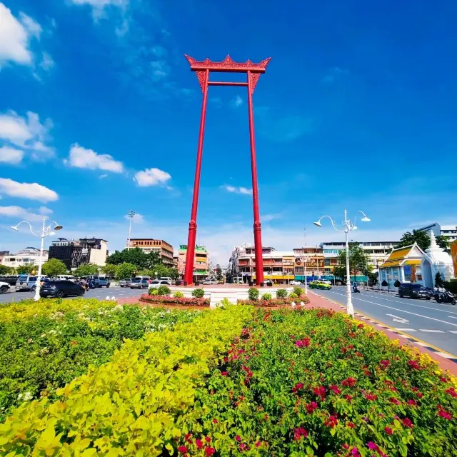 Bangkok Check-in Itinerary: Giant Swing - Wat Suthat