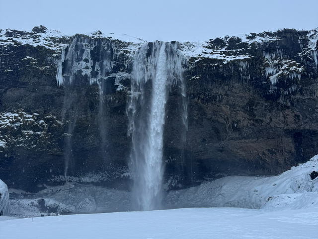 🌊✨ SELJALANDSFOSS – THE WATERFALL YOU CAN WALK BEHIND! 🌊✨ SELJALANDSFOSS – THE WATERFALL YOU CAN WALK BEHIND!