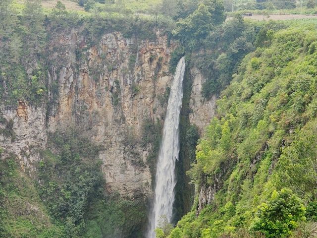 DANAU TOBA INDONESIA DANAU TOBA INDONESIA