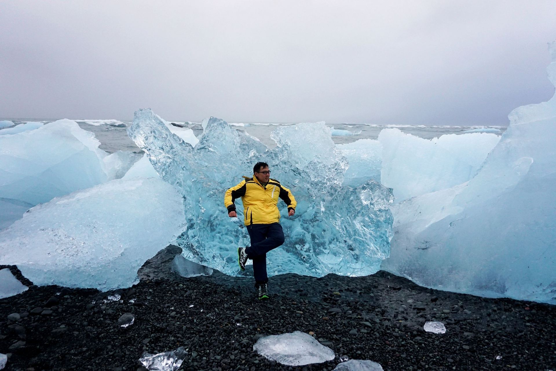 ​[Iceland · Diamond Beach] Nature's Romance in the Polar Region | The Black Diamond Beach.