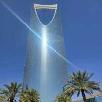 사우디 리야드 대표 건축물 Al Faisaliyah Tower & Kingdom Tower
