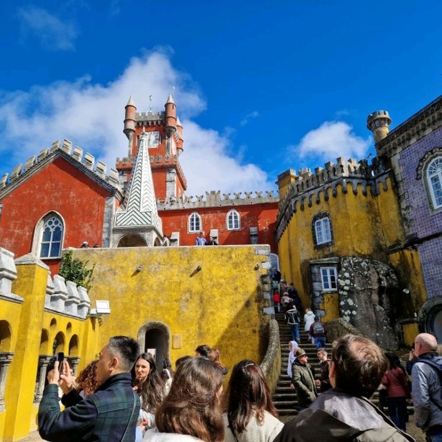 🏰✨ Majestic Fairy-tale: Explore the Enchanting Pena Palace