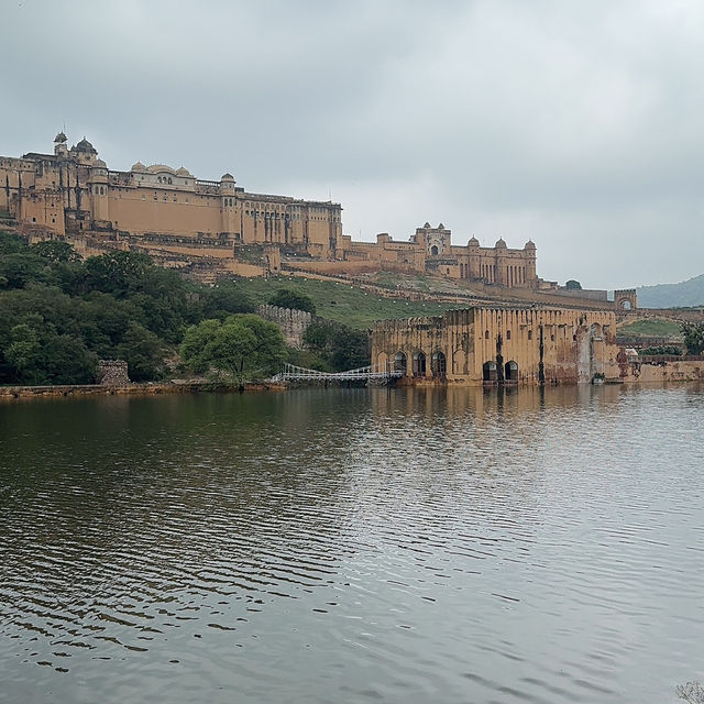 Beyond the Walls of Amber: A Jewel of Jaipur