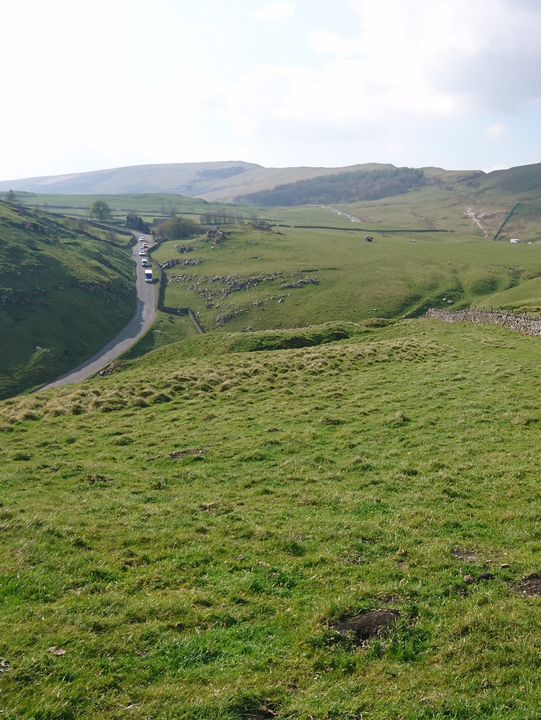 Peak District Adventure: Mam Tor, Lose Hill & a Pint in Castleton 🏞️🍺