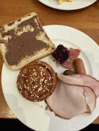 Scandic Helsinki Aviapolis: A Convenient Stay Near the Airport with Easy Access to Shopping