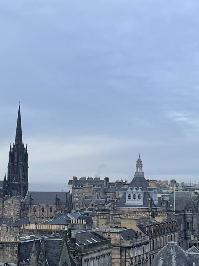 Edinburgh Escape: A Day of Castles, Closes, and Cobbled Charm