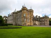 Edinburgh: The iconic city of Scotland!