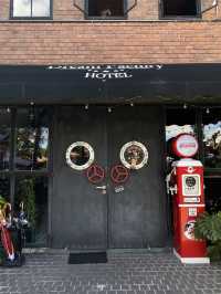 FACTORY HOTEL โรงแรมสำหรับคนชอบความวินเทจ