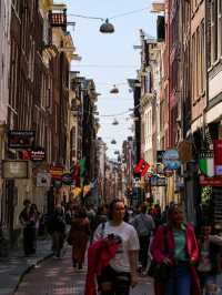 🎒 Backpacker Essentials for Amsterdam — Travel Smart & Save Big!
