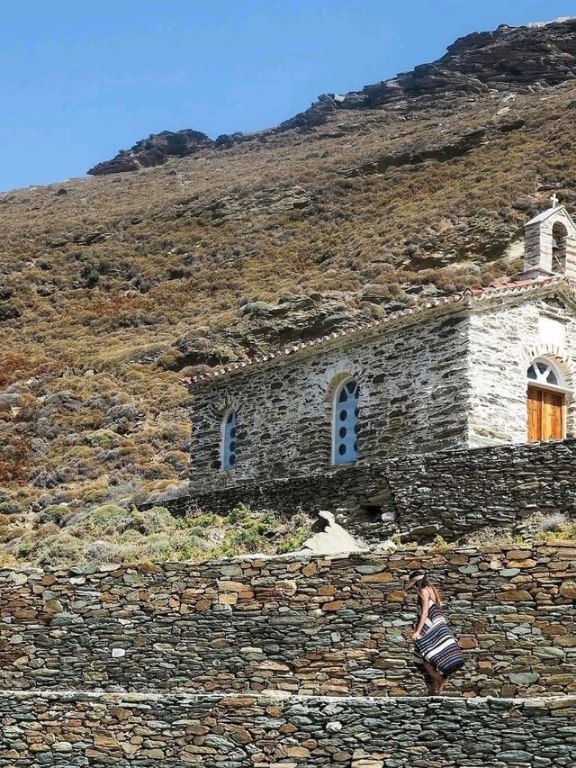Andros: An Elegant Blend of Lush Landscapes and Cycladic Grace 🇬🇷✨