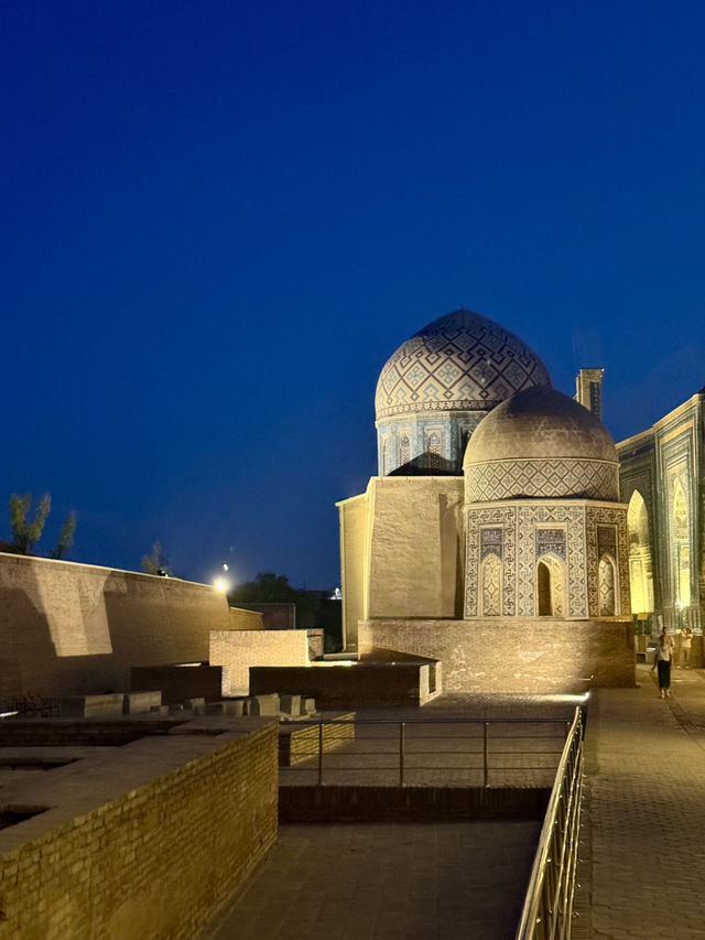 Samarkand Uncovered: A Solo Traveler’s Guide to the Silk Road’s Crown Jewel Samarkand Uncovered: A Solo Traveler’s Guide to the Silk Road’s Crown Jewel