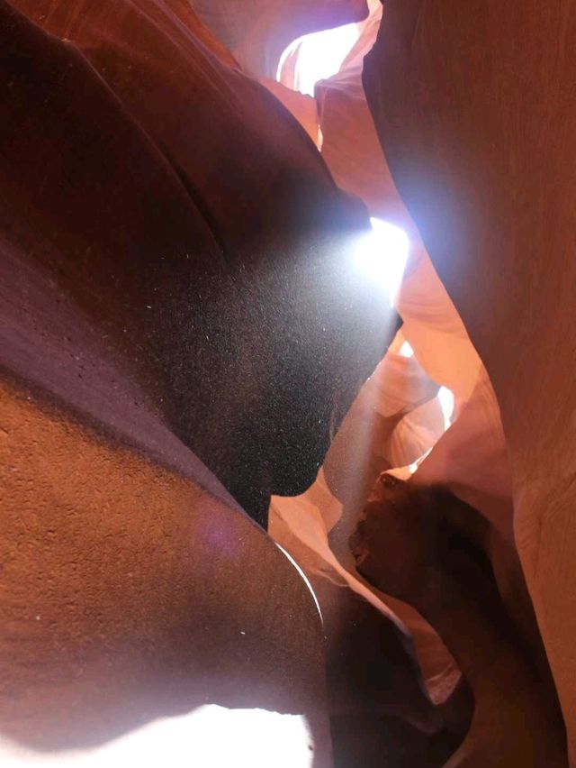✨ Antelope Canyon’s Sculpted Light & Shadows 🌄