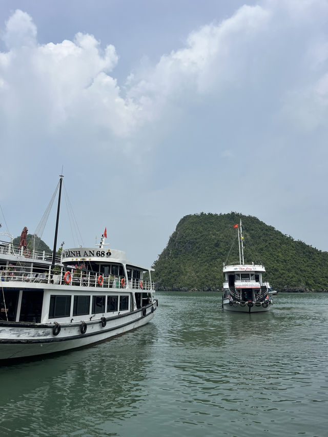 Ha Long Bay: A Hidden Wonder of the World 🌊✨