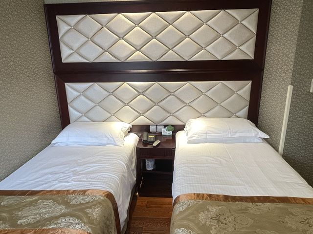 Best hotel near Oriental Pearl Radio TV tower