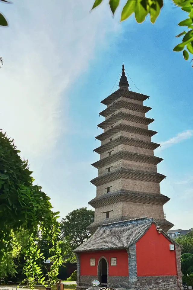 【Zhengding Ancient City】Four towers stand tall, guarding a city