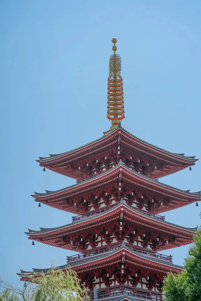 Tokyo Must-Visit: Asakusa Temple Travel Guide