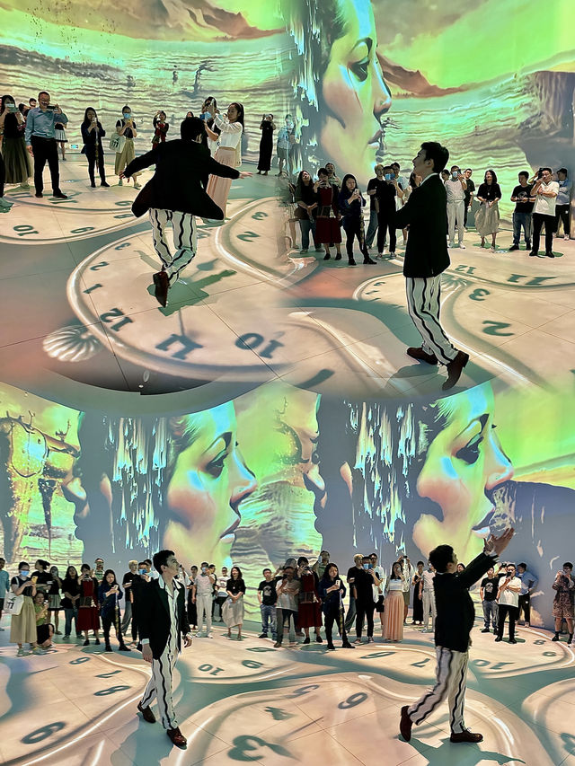 上海探展｜超現實：“AI達利+探夢達利”沉浸藝術大展