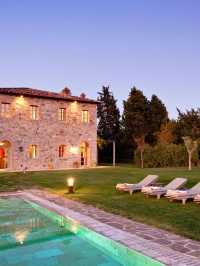 🌟🏰 Tuscan Elegance: Top Stay in Heart of Val d'Orcia 🍇