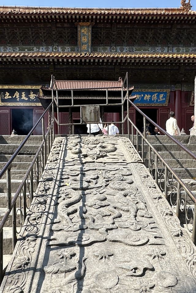 嵩山腳下紫金城——中嶽廟