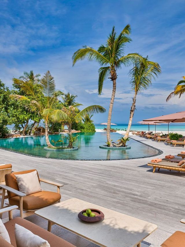 🏝️ Maldives Magic: Luxe Escapes at Joali 🌅✨