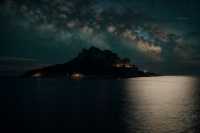 西西里夜海的異鄉浪漫。