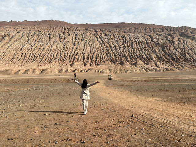 Finally , I Saw the Flaming Mountains in Real Life! 🇨🇳