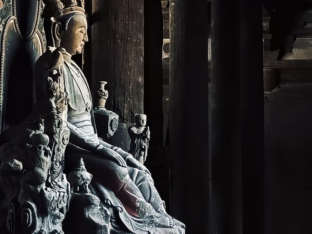 相愛的溫暖，總是敵不過曲終人散的冷落