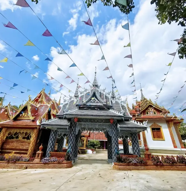 古樸典雅的傣族村莊