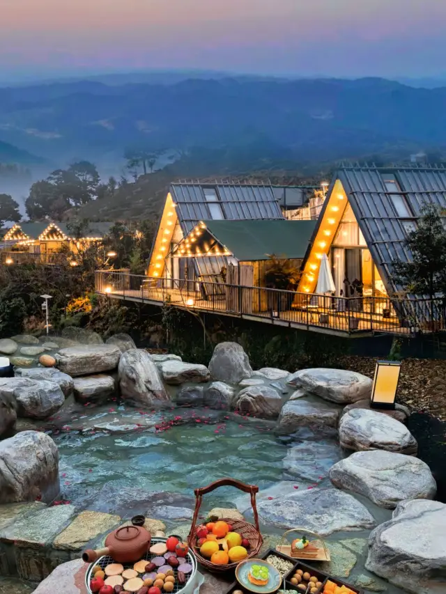 2-Day Qingyuan Adventure: Discover a Natural Oxygen Bar in the Heart of the Forest