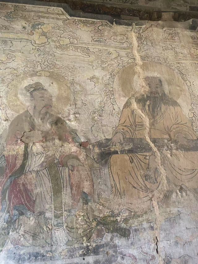 在洪洞拐個彎，撞見三朝混搭老建築
