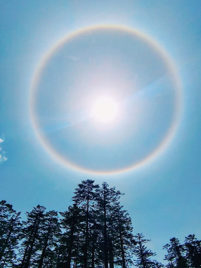 四川省眉山市著名景点：瓦屋山風景區，適合觀光旅遊、度假休閒等！